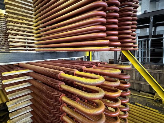 12.7-18mm Basisrohr O.D. Spiralflossenröhre Extrudiert, gezackelt, bemalt